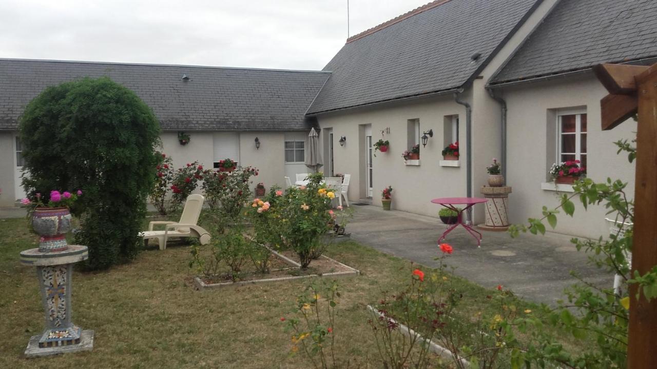 Le Clos Des Roses Civray-de-Touraine ภายนอก รูปภาพ